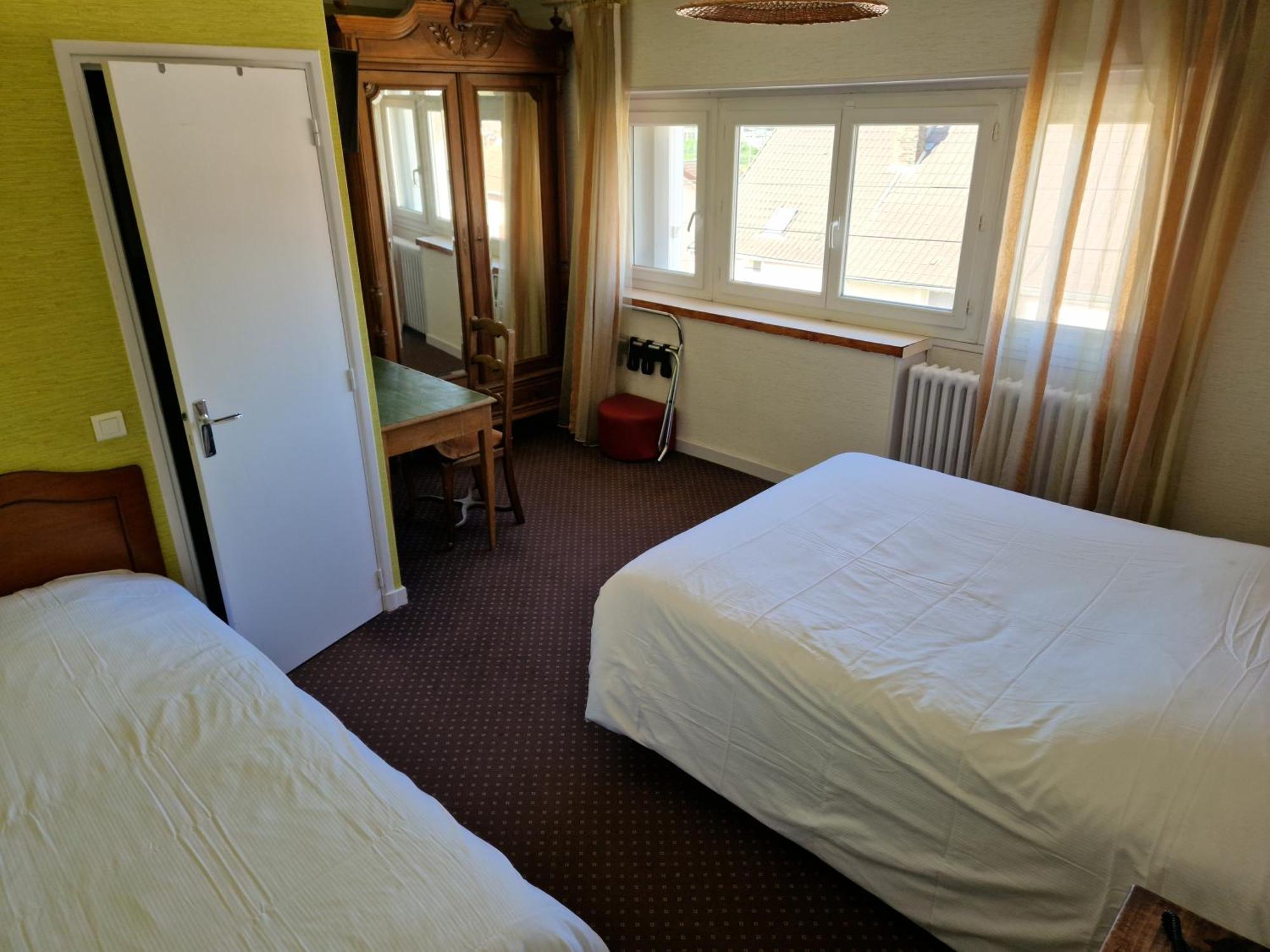 Hotel De La Ferte Chagny  Eksteriør bilde