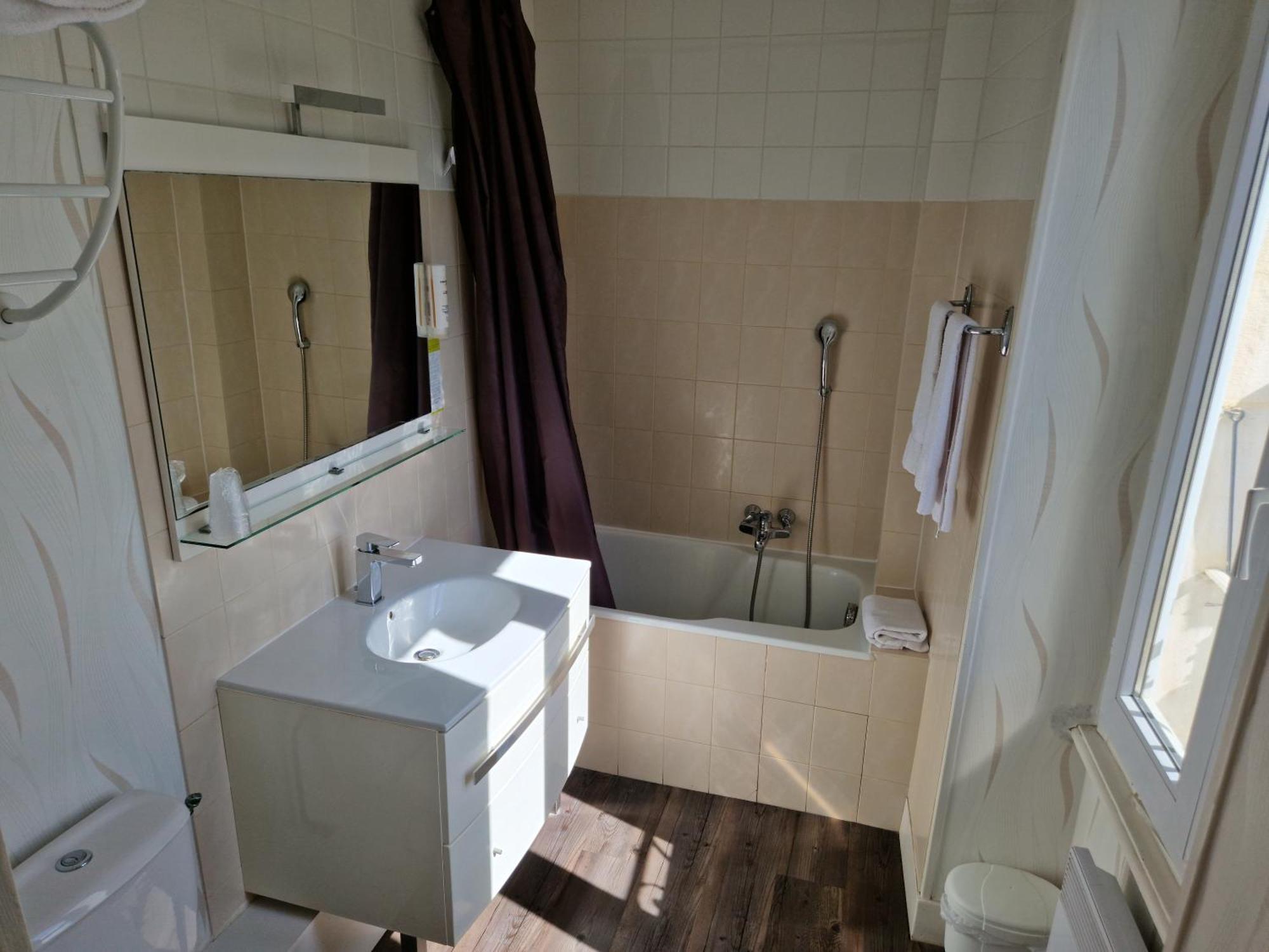 Hotel De La Ferte Chagny  Eksteriør bilde