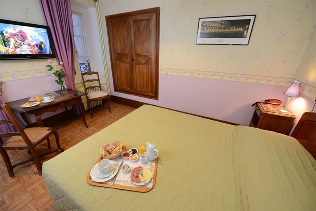 Hotel De La Ferte Chagny  Eksteriør bilde